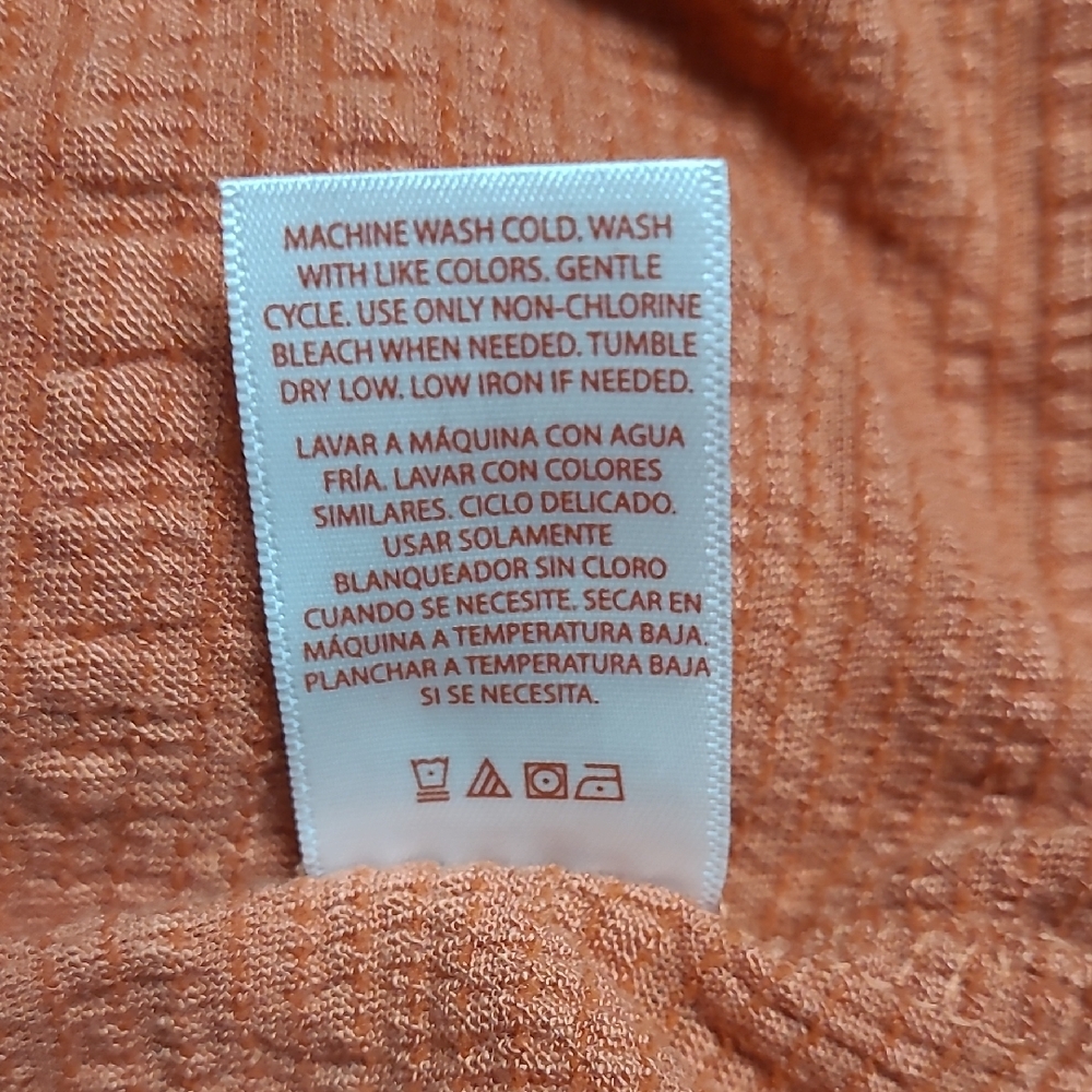 Pink Republic Lace Tank Tops in Coral and Peach - Picture 9 of 9